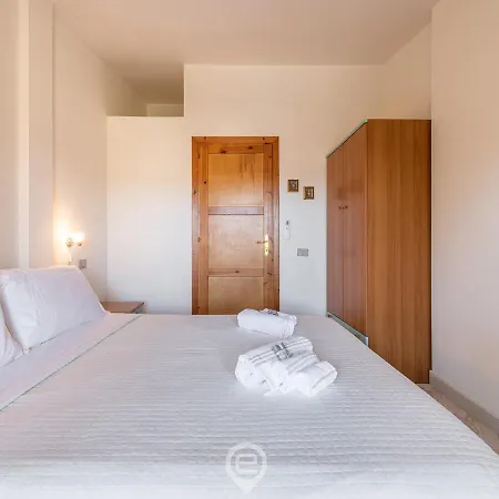 Nyaraló House Augusta - La Vie Est Belle *