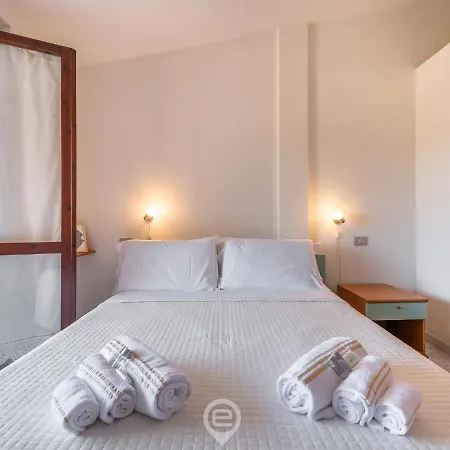 Nyaraló House Augusta - La Vie Est Belle Villasimius