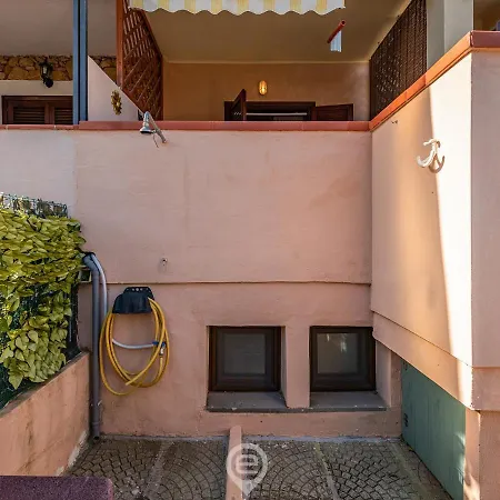 House Augusta - La Vie Est Belle Nyaraló